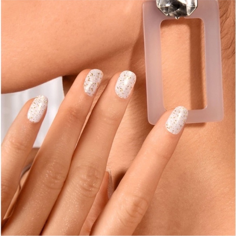 *Retired* Color Street: Leftover Confetti | White Gold Glitter Metallic Party - Picture 5 of 12